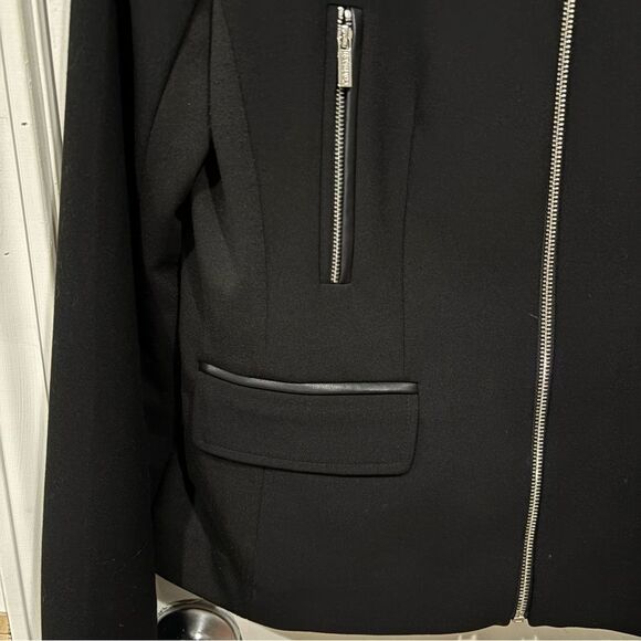 Calvin Klein Black Zip Up Mixed Media Blazer Size 6 - Picture 4 of 6